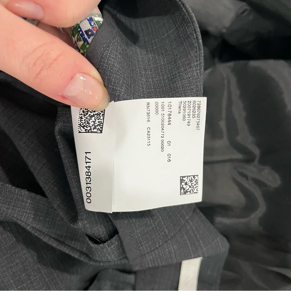 Hugo Boss suit 0-2 - Picture 10 of 11
